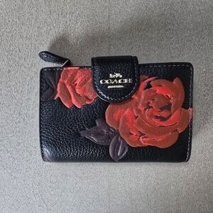 Coach Medium Corner Zip Wallet - Floral Print